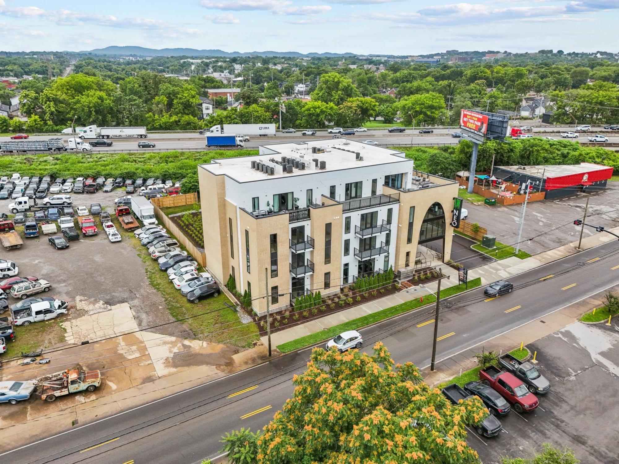 Legacy Nashville-Skyline Views-1 Mile To Broadway-Free Private Parking Exterior photo